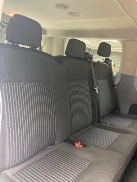 Ford Transit 150 Wagon Low Roof XL 60/40 Pass. 130-in. WB 2017