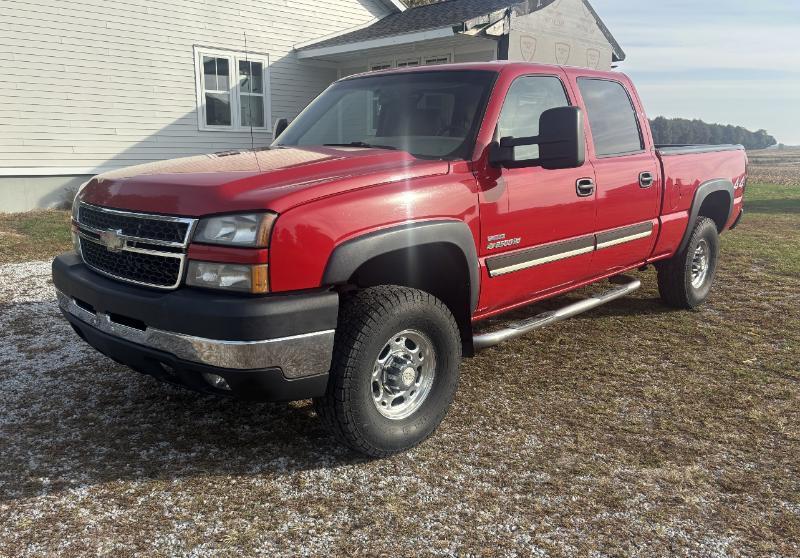 Chevrolet Silverado Classic 2500HD LT1 Crew Cab 4WD 2007