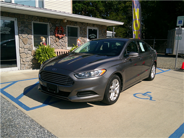 2013 Ford Fusion SE