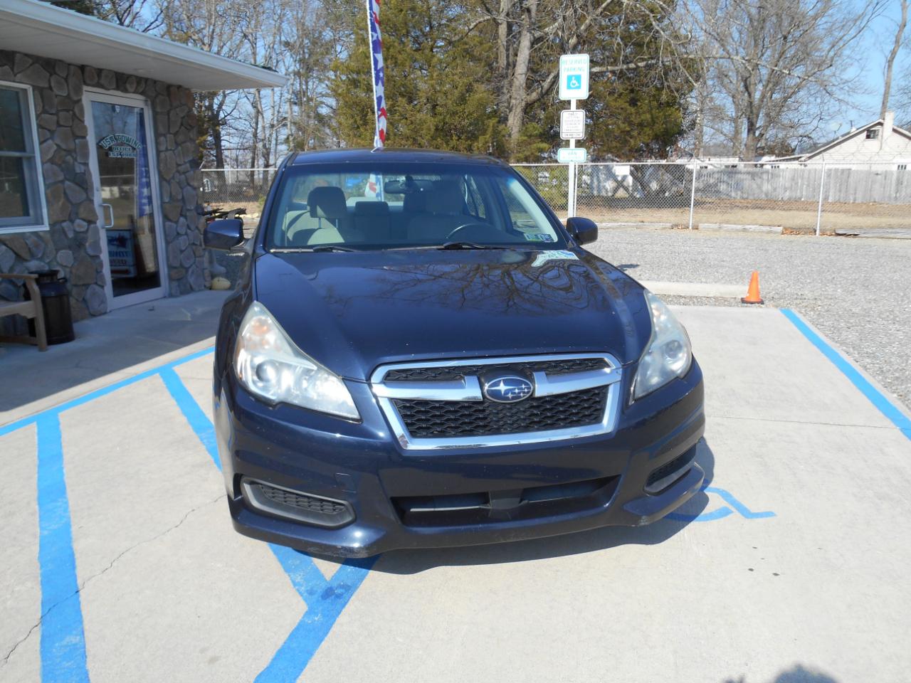 Subaru Legacy 2.5i Premium 2013