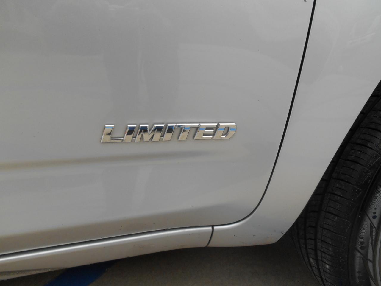 Toyota RAV4 Limited I4 4WD 2008