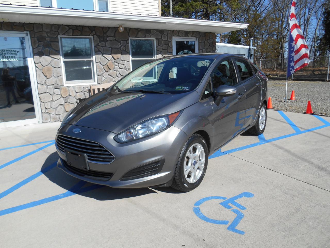 2014 Ford Fiesta SE Sedan