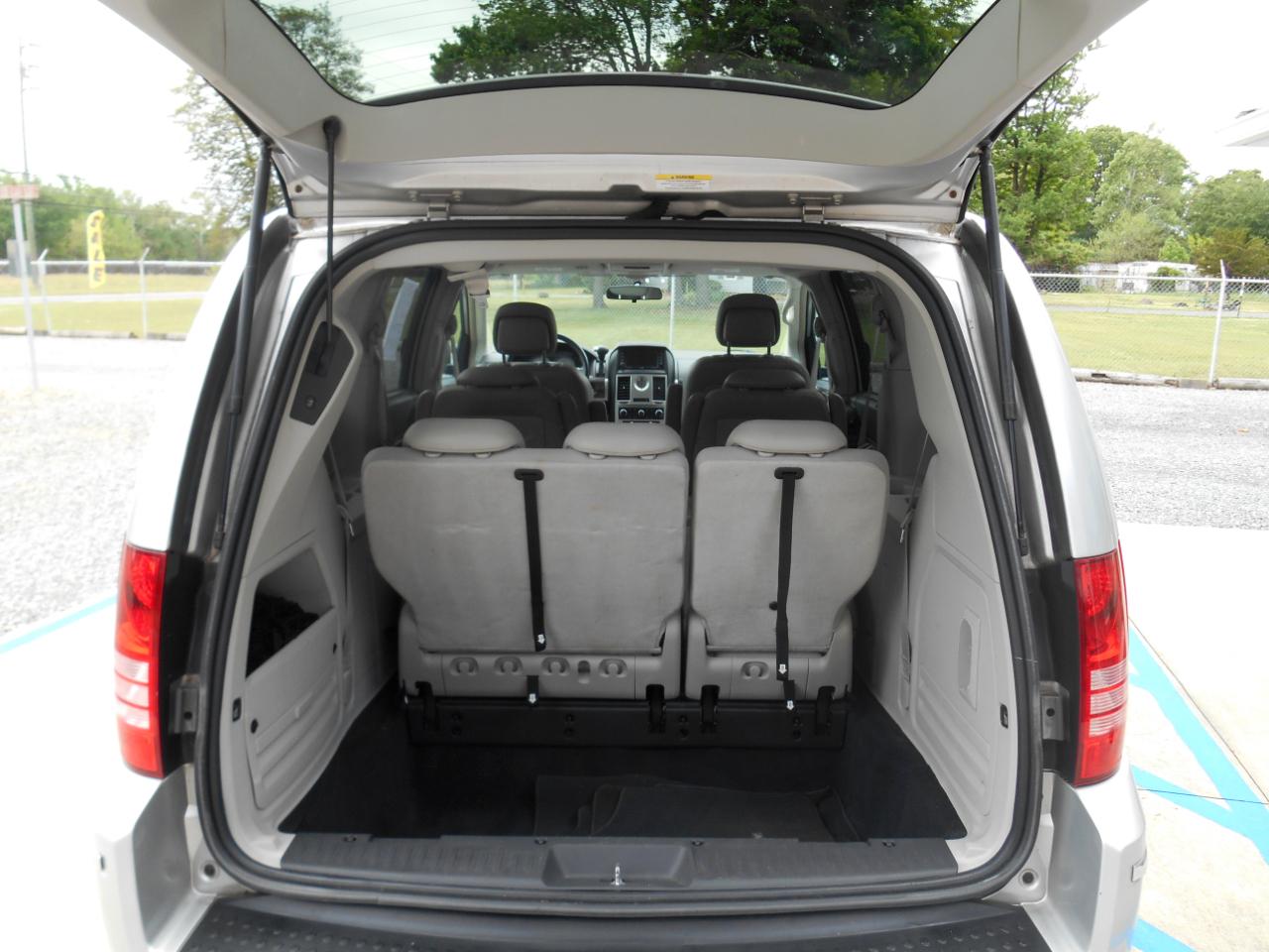 Chrysler Town & Country Touring 2010