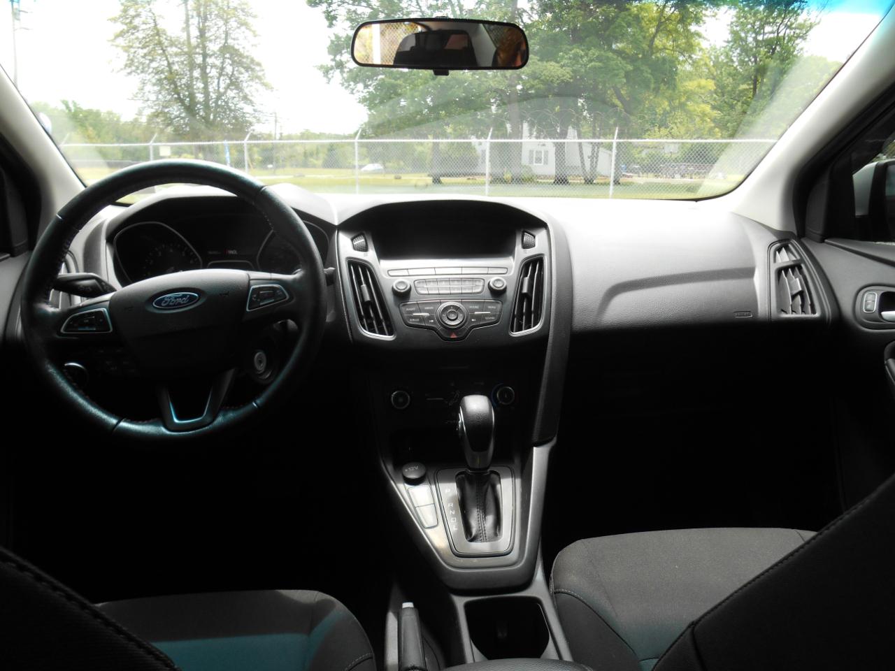 Ford Focus SE Sedan 2018