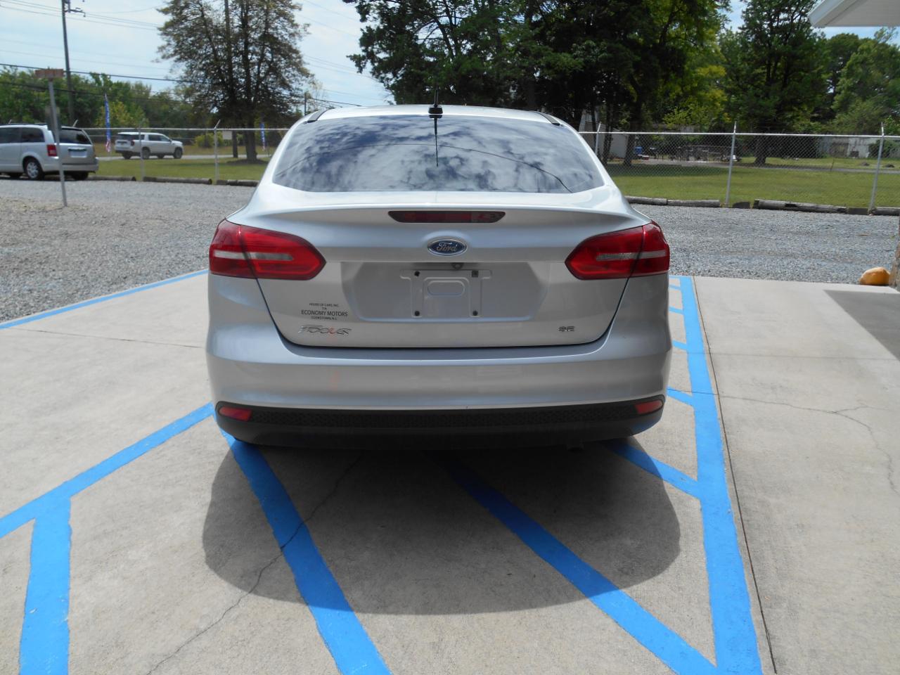 Ford Focus SE Sedan 2018