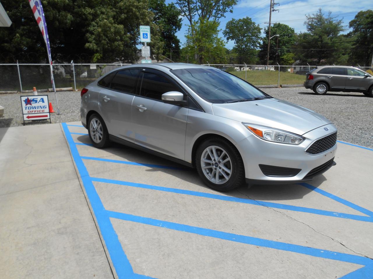 Ford Focus SE Sedan 2018