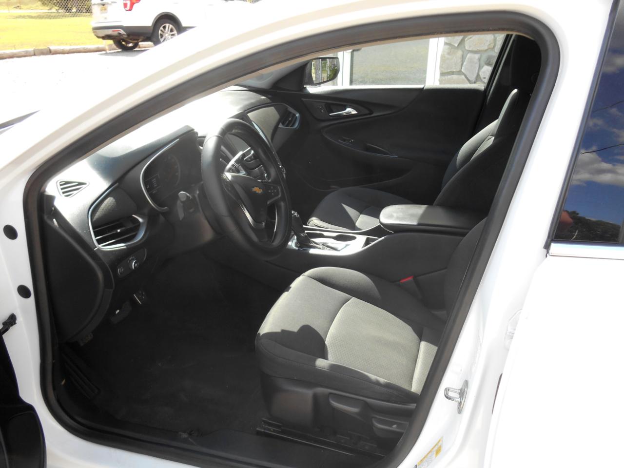 Chevrolet Malibu  2017