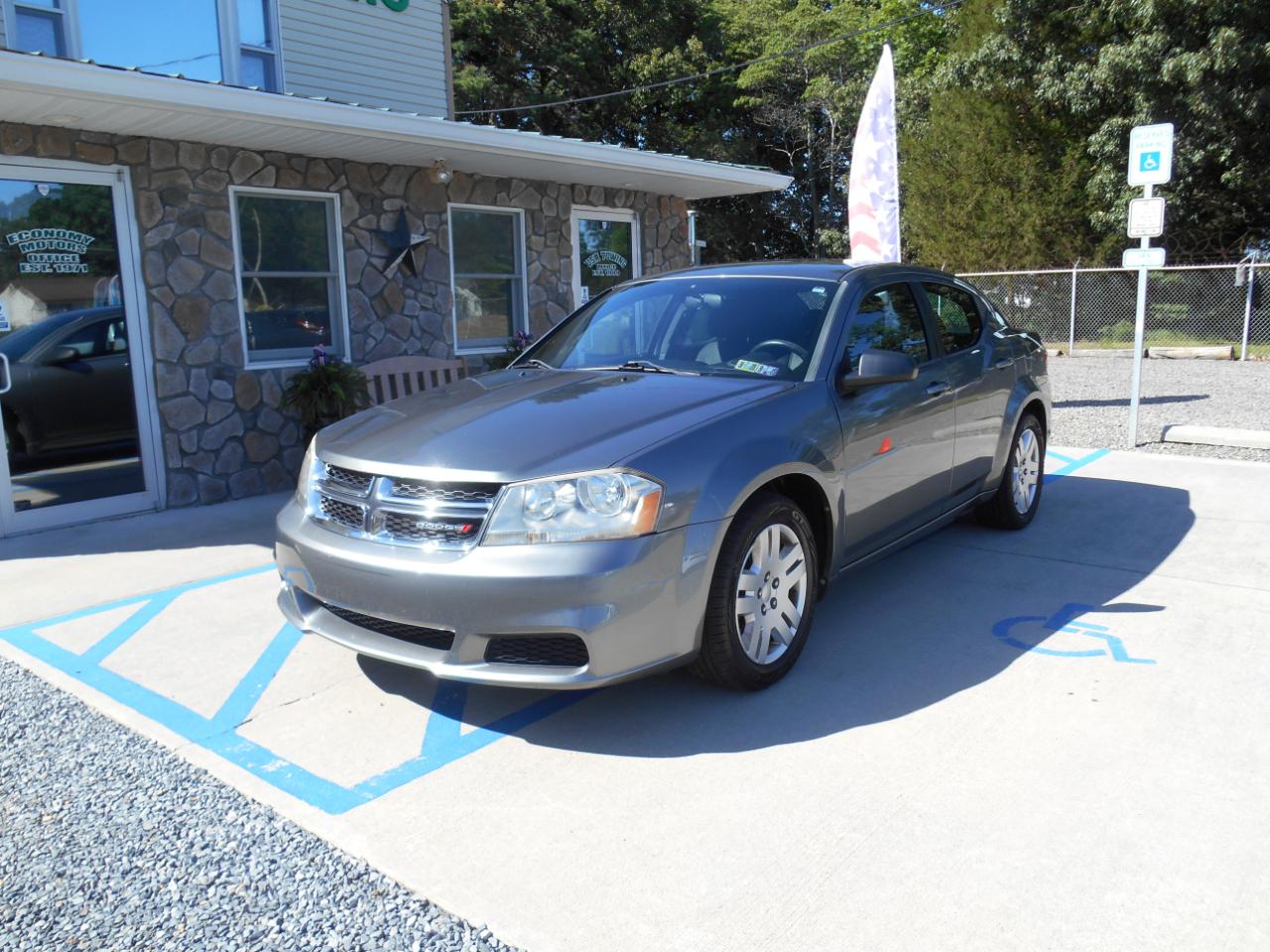 2013 Dodge Avenger SE