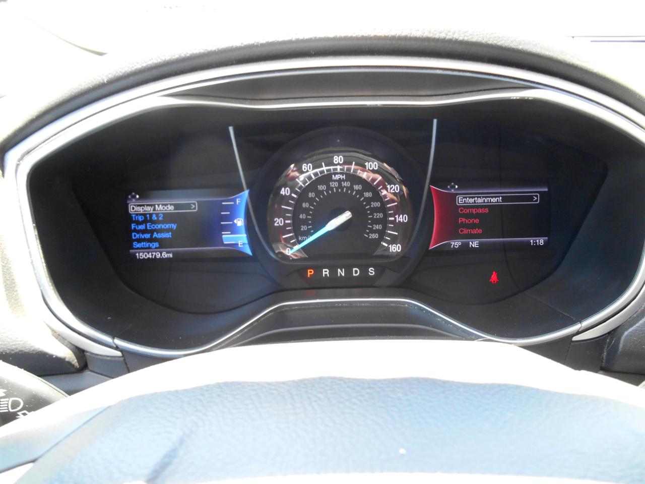 Ford Fusion SE 2016