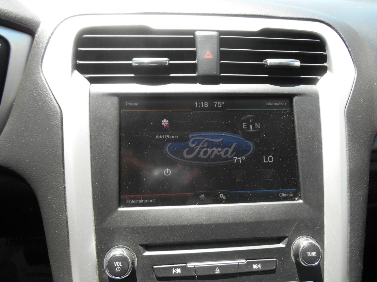 Ford Fusion SE 2016