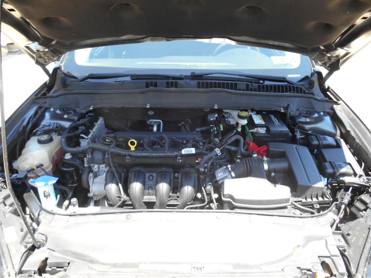 Ford Fusion SE 2016
