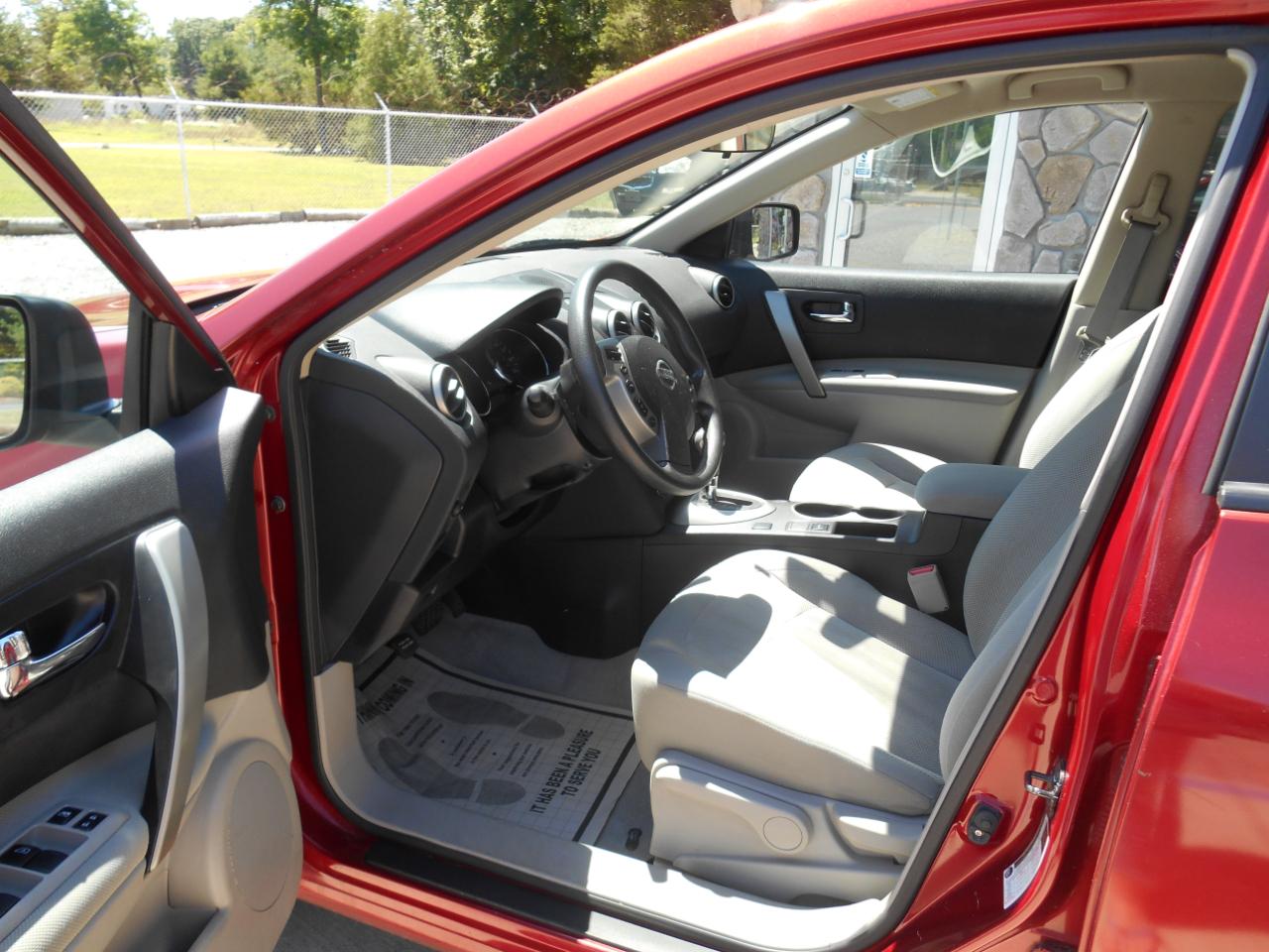 Nissan Rogue S AWD 2013