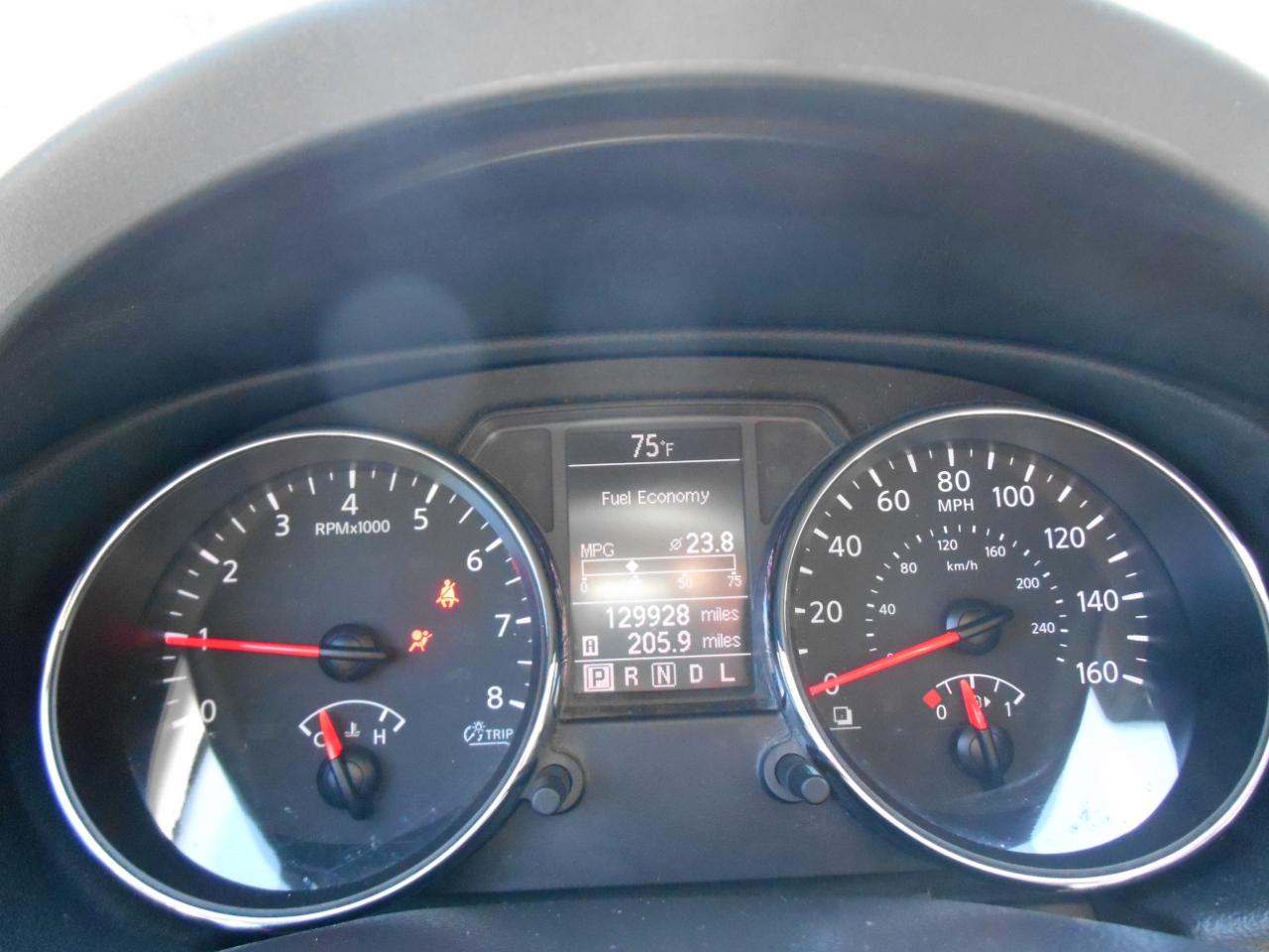 Nissan Rogue S AWD 2013