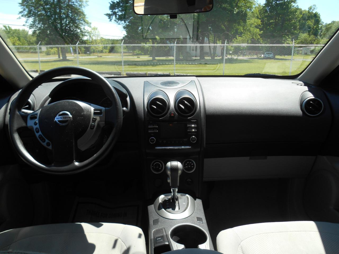 Nissan Rogue S AWD 2013