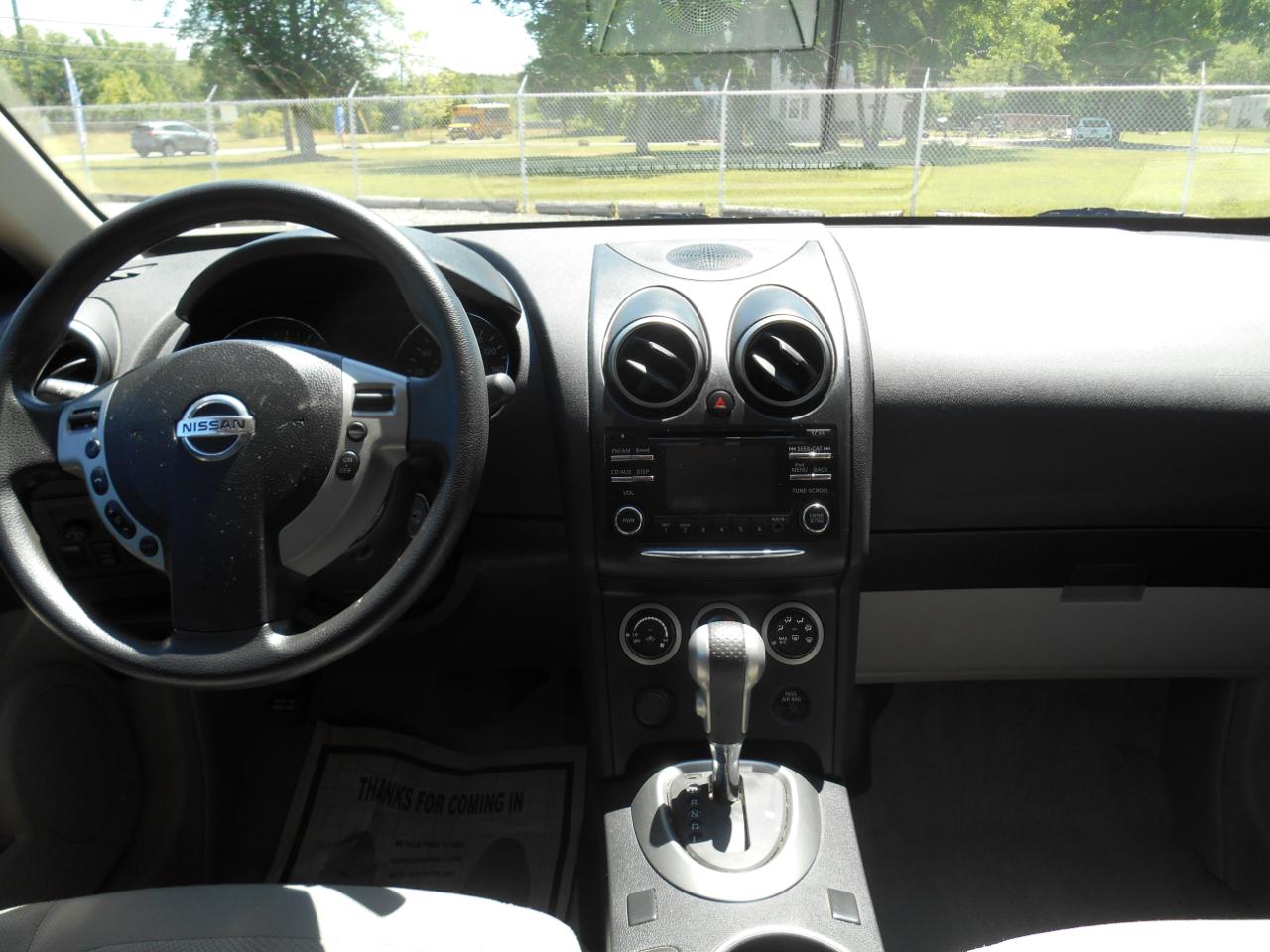 Nissan Rogue S AWD 2013