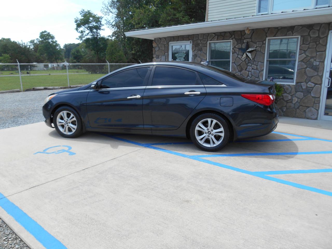 Hyundai Sonata Limited Auto 2011