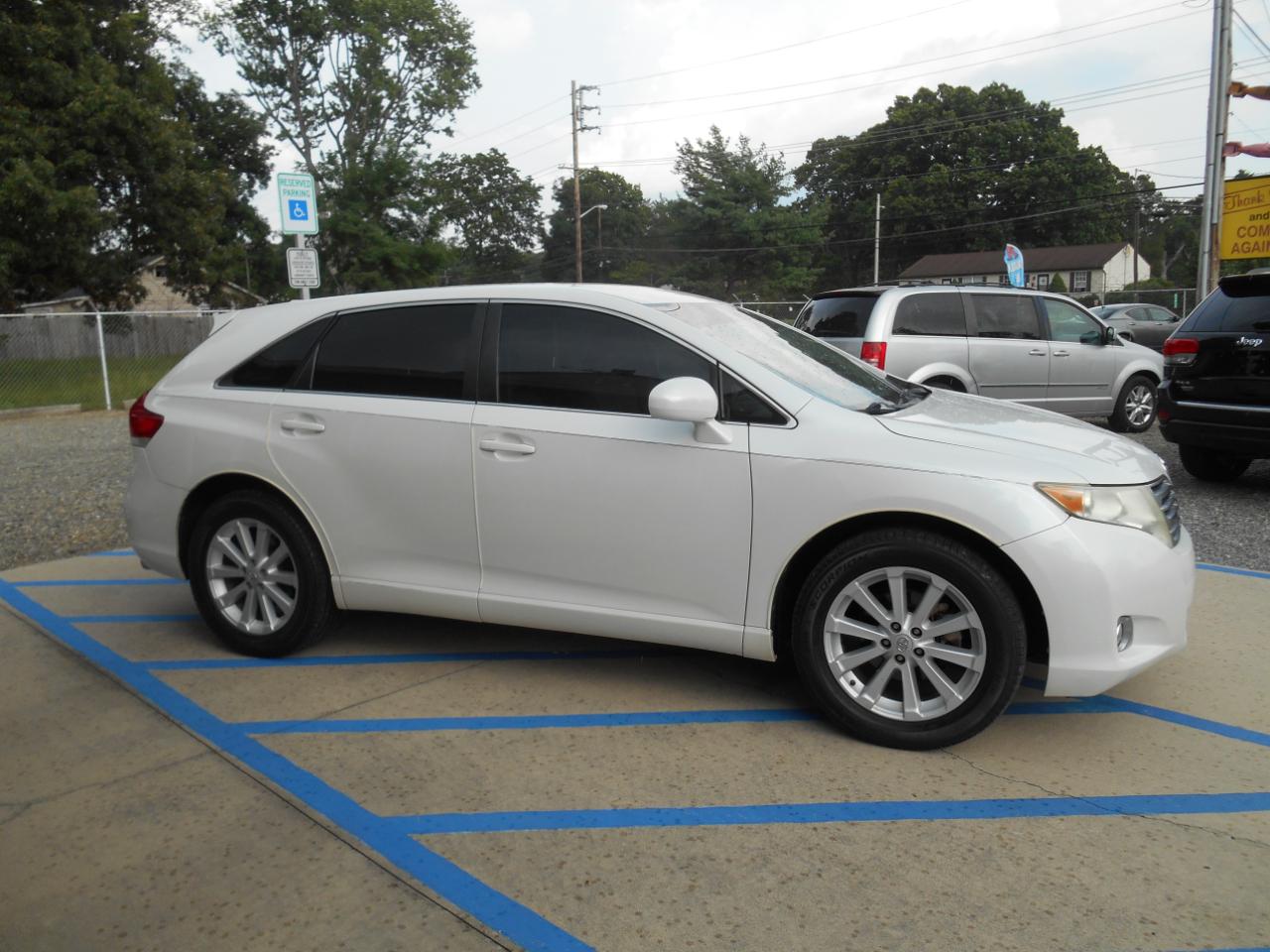 Toyota Venza LE I4 AWD 2012