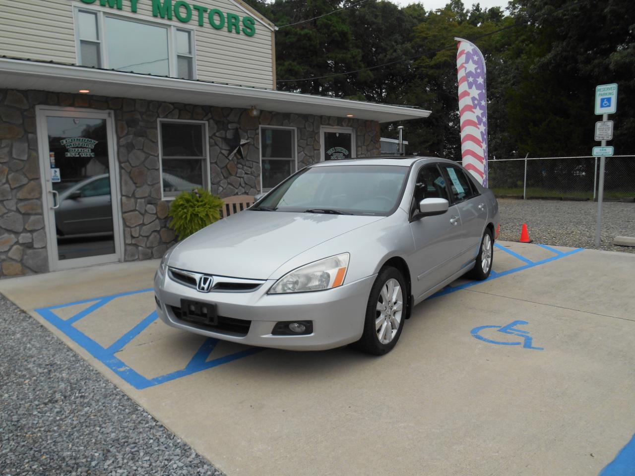 Honda Accord EX V-6 Sedan AT w/ Nav System/ XM Radio 2006