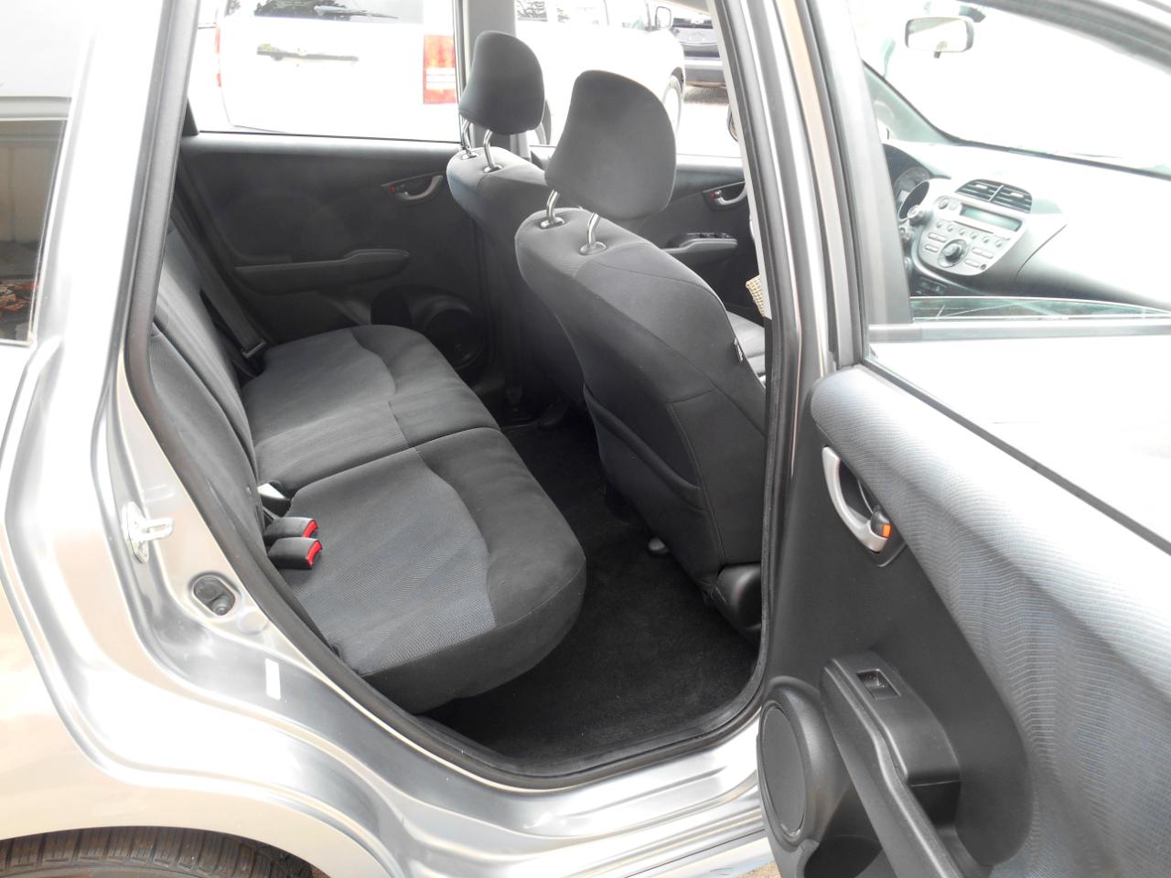 Honda Fit Sport 5-Speed MT 2010
