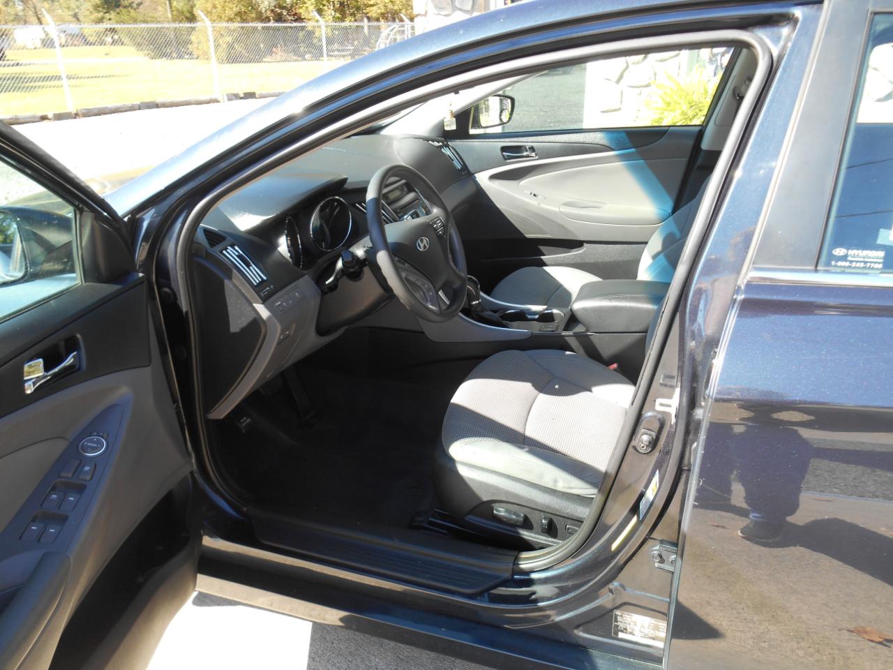 Hyundai Sonata GLS 2013