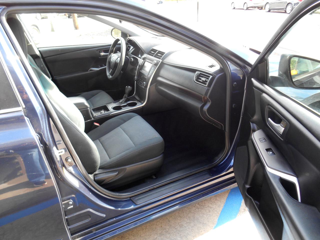 Toyota Camry LE 2017