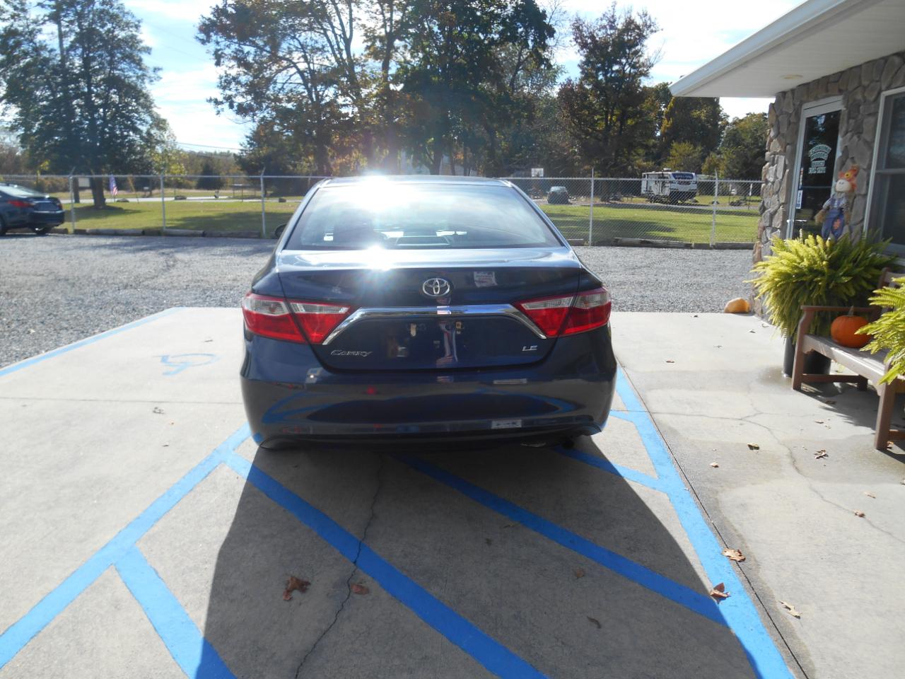 Toyota Camry LE 2017