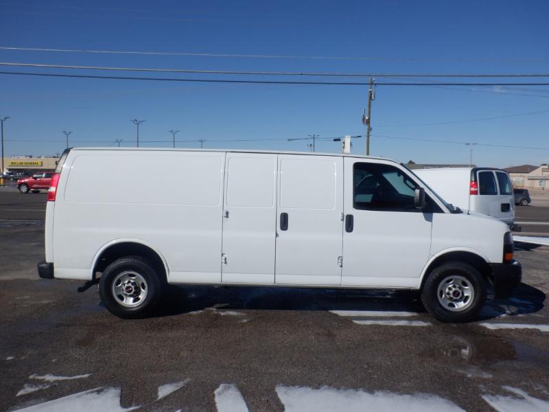 GMC Savana G2500 Cargo 2024