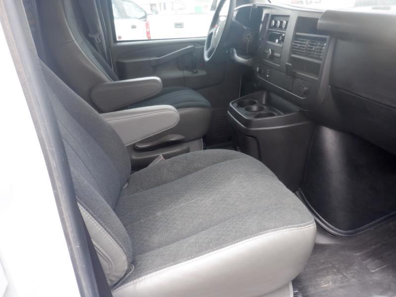 GMC Savana G2500 Cargo 2024