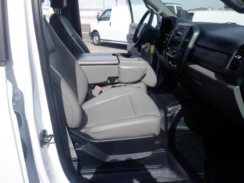 Ford F-350 SD XL Crew Cab Long Bed DRW 4WD 2019