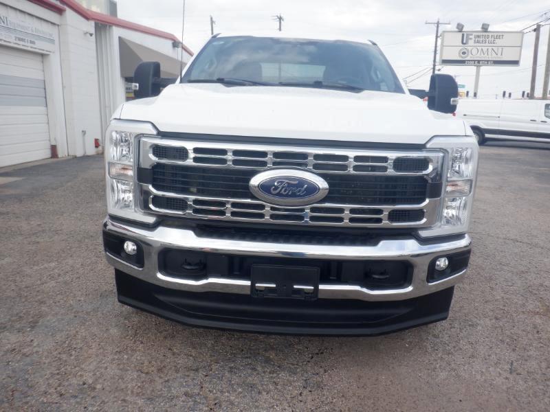 Ford F-250 SD XLT Crew Cab 4WD 2024