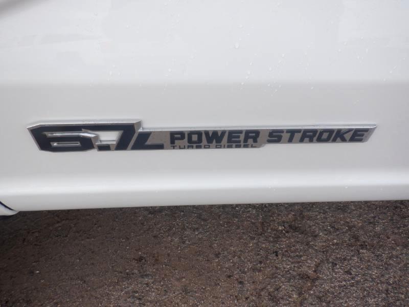 Ford F-250 SD XLT Crew Cab 4WD 2024