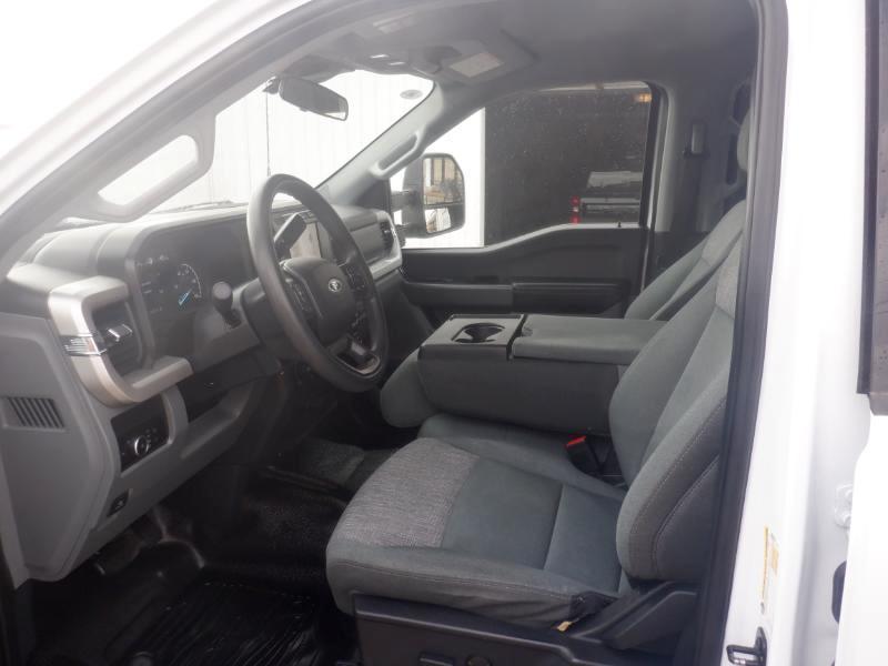 Ford F-250 SD XLT Crew Cab 4WD 2024
