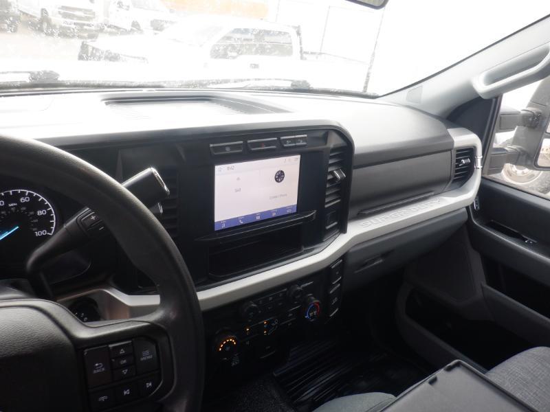 Ford F-250 SD XLT Crew Cab 4WD 2024