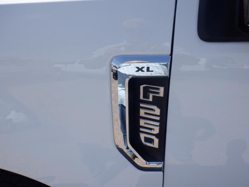 Ford F-250 SD XL Crew Cab 4WD 2022