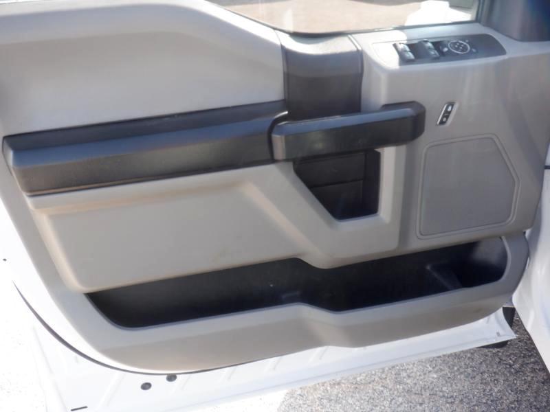 Ford F-550 Crew Cab DRW 4WD 2017