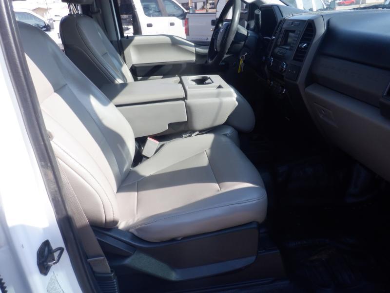 Ford F-550 Crew Cab DRW 4WD 2017