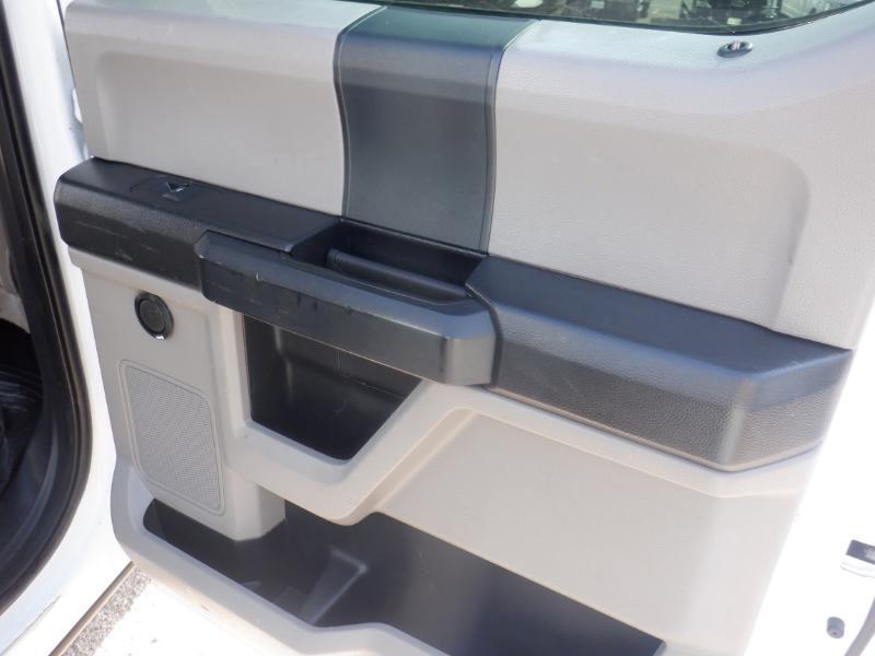 Ford F-550 Crew Cab DRW 4WD 2017