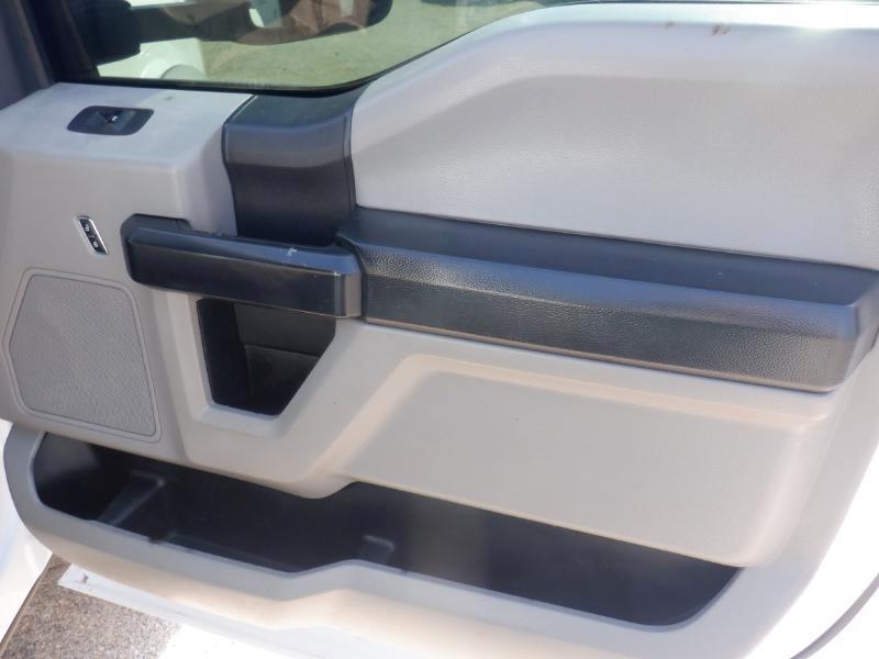 Ford F-550 Crew Cab DRW 4WD 2017