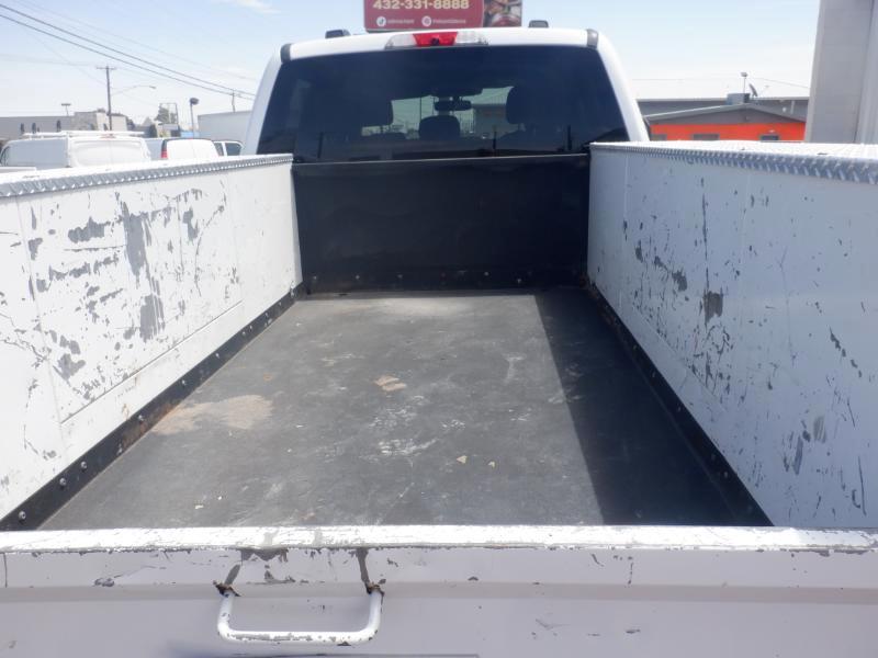 Ford F-250 SD XLT Crew Cab 4WD 2023