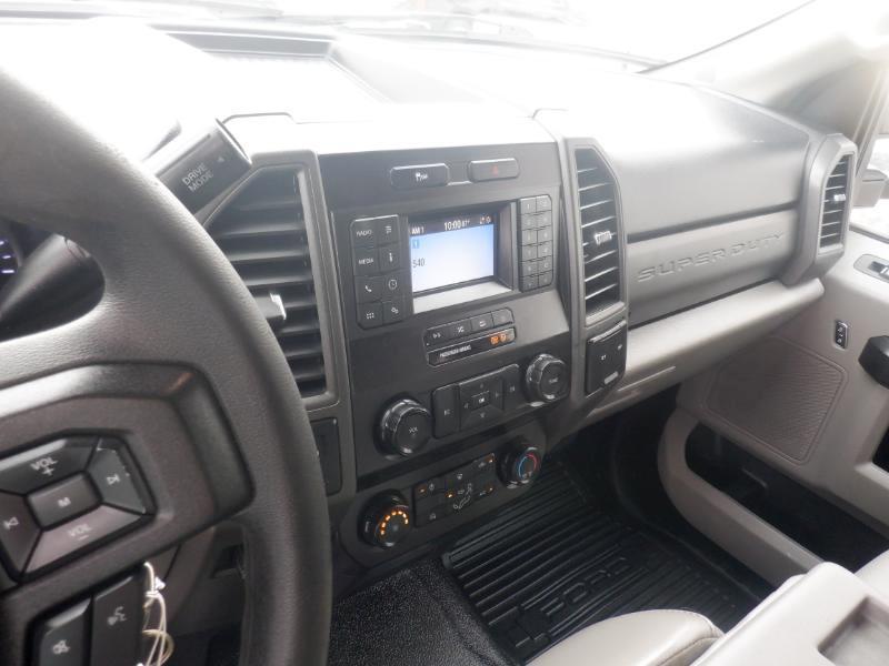 Ford F-350 SD XL SuperCab Long Bed 4WD DRW 2020