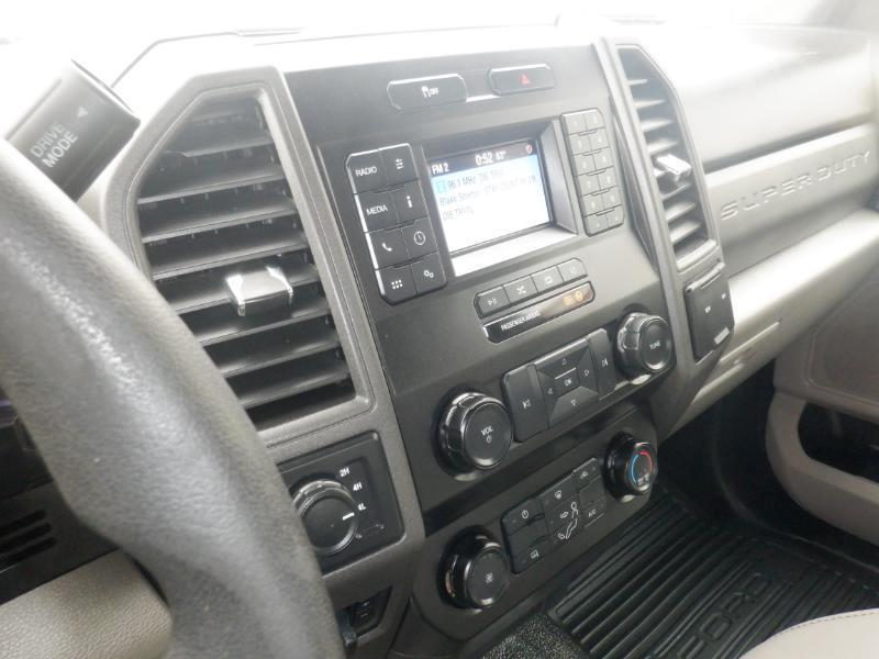 Ford F-350 SD XL SuperCab Long Bed 4WD DRW 2020