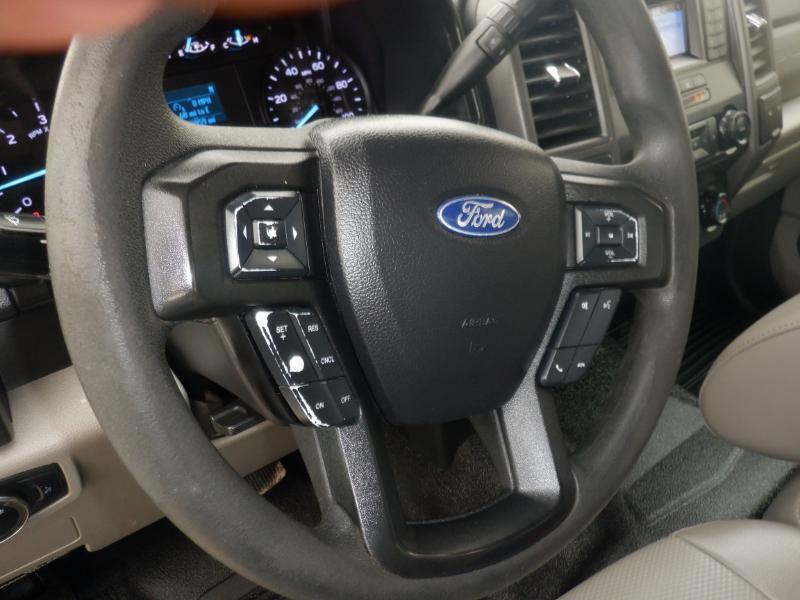 Ford F-350 SD XL SuperCab Long Bed 4WD DRW 2020