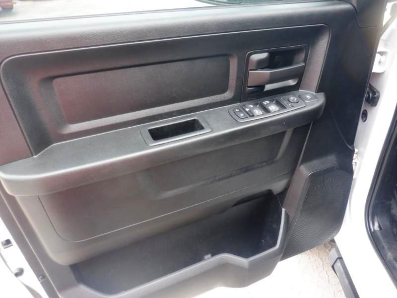 RAM 3500 Crew Cab 4WD DRW 2023