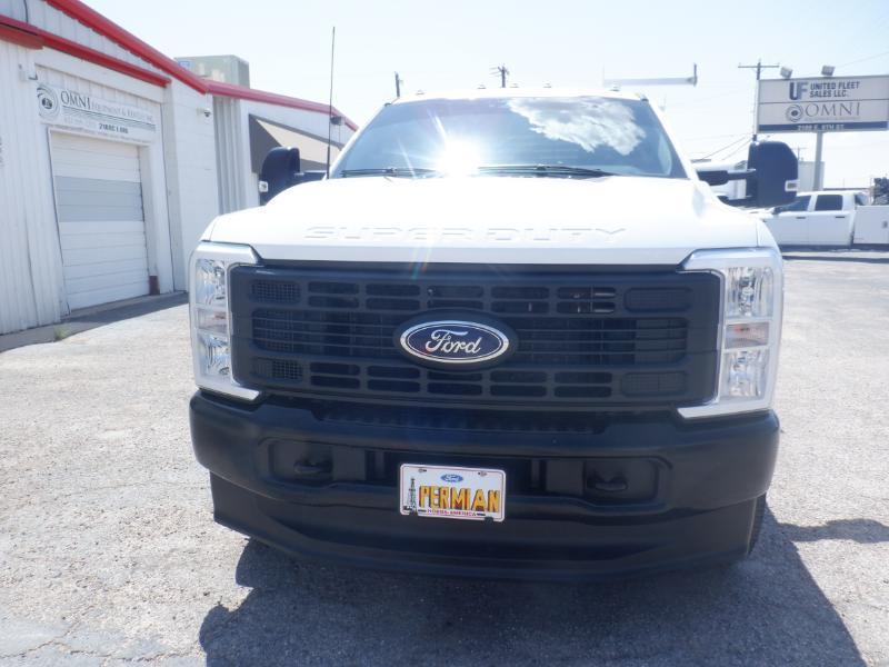 Ford F-350 SD XL SuperCab Long Bed 4WD DRW 2024