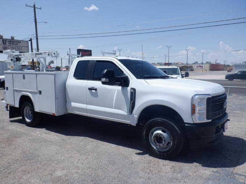 Ford F-350 SD XL SuperCab Long Bed 4WD DRW 2024