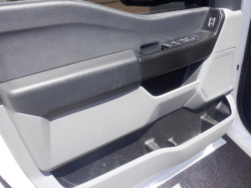 Ford F-350 SD XL SuperCab Long Bed 4WD DRW 2024
