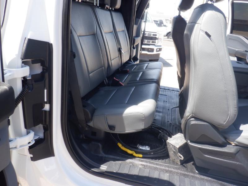 Ford F-350 SD XL SuperCab Long Bed 4WD DRW 2024