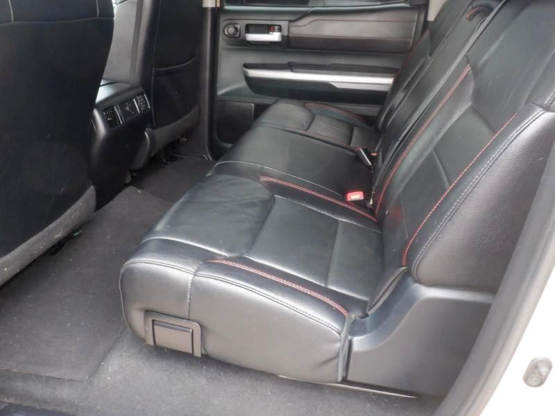 Toyota Tundra SR5 5.7L V8 FFV CrewMax 4WD 2016
