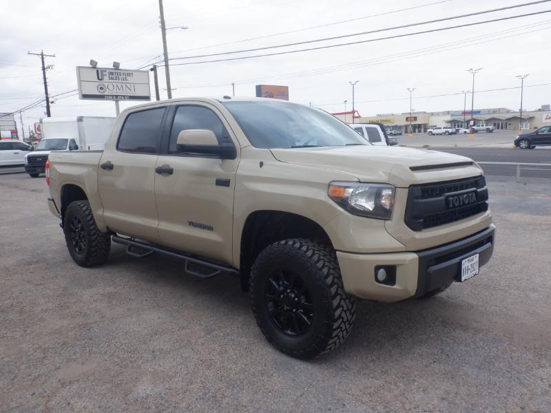 Toyota Tundra SR5 5.7L V8 FFV CrewMax 4WD 2016