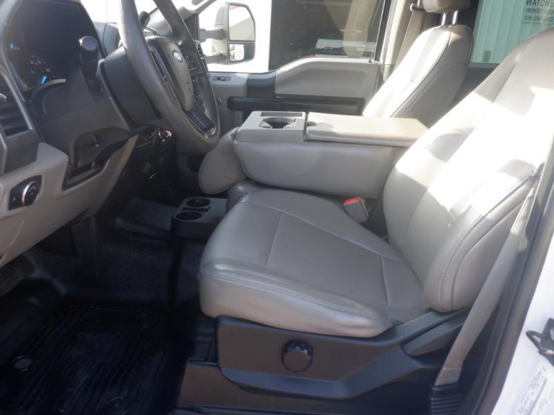 Ford F-350 SD XL Crew Cab 4WD DRW 2017